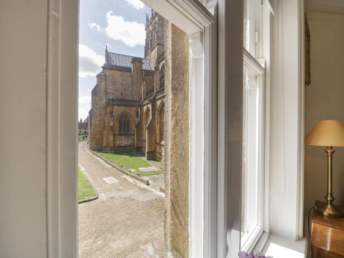 1 Abbey Court Apartman Sherborne  Kültér fotó